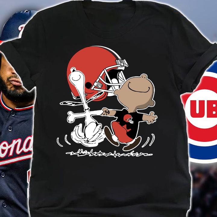 Charlie Brown And Snoopy Cleveland Browns t-shirt shirt