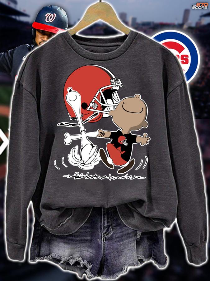 Charlie Brown And Snoopy Cleveland Browns t-shirt sweatshirt